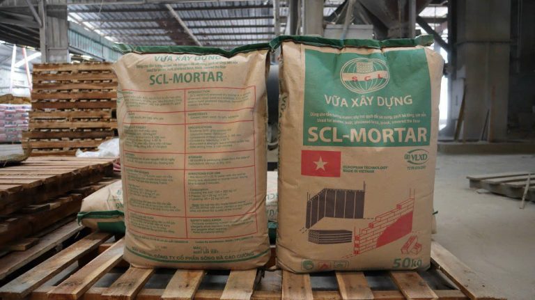 Pallet bao vữa SCL-Mortar xếp trong kho